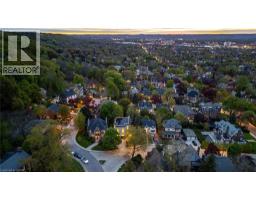 28 UNDERCLIFFE Avenue - 49