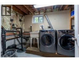 4 HARRIS Street - 28