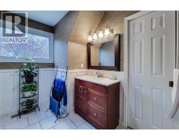 49 ASHWOOD Drive - 33