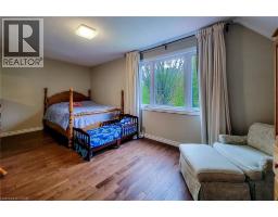49 ASHWOOD Drive - 35