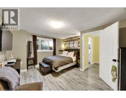 220 ROSEBANK Place - 21