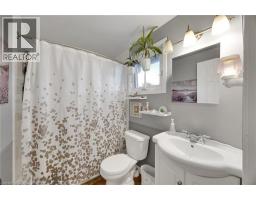 220 ROSEBANK Place - 28
