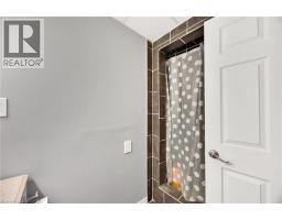 220 ROSEBANK Place - 32