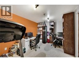 220 ROSEBANK Place - 34