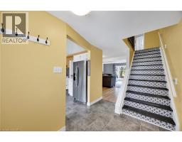 220 ROSEBANK Place - 4