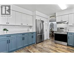 9793 DICKENSON Road W - 9