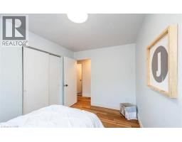 10 SANDLYN Court - 12