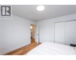 10 SANDLYN Court - 16