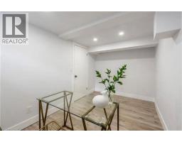 10 SANDLYN Court - 28