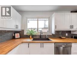 10 SANDLYN Court - 7