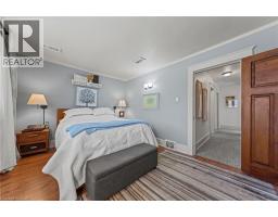 39 BORDEN Avenue N - 22