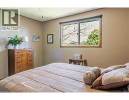 34 WOODFIELD Avenue - 21