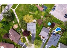 34 WOODFIELD Avenue - 35