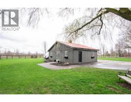 464 PIPER Street - 35