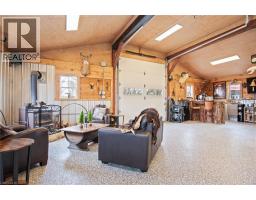 464 PIPER Street - 36