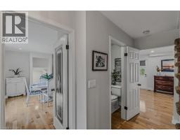 208 VICTORIA Street - 10