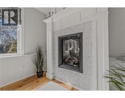 208 VICTORIA Street - 17