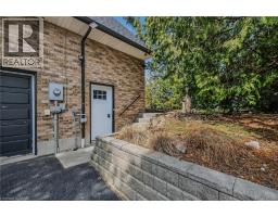 208 VICTORIA Street - 5