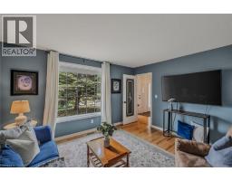 208 VICTORIA Street - 9