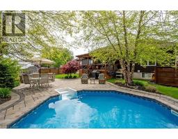 49 POSTMA Drive - 37