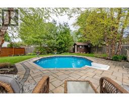 49 POSTMA Drive - 40