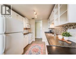 4 AVALON Place UnitNo. 303 - 16