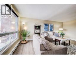 4 AVALON Place UnitNo. 303 - 6