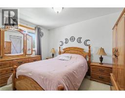203 MOFFAT Drive - 14