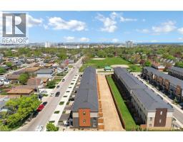 2 REID Avenue N - 30