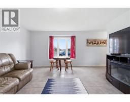 8 ABBOTT Lane - 11