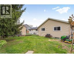 8 ABBOTT Lane - 40