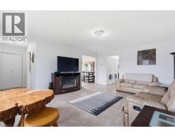 8 ABBOTT Lane - 9