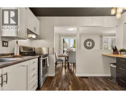 52 LATZER Crescent - 15