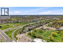416 LIMERIDGE Road E UnitNo. 303 - 35