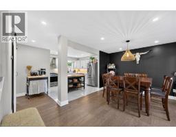 1 SANDRINGHAM Avenue - 10