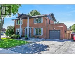 1 SANDRINGHAM Avenue - 2