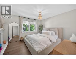 1 SANDRINGHAM Avenue - 20