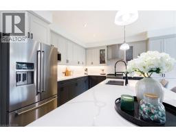 581 DOONWOODS Crescent - 16