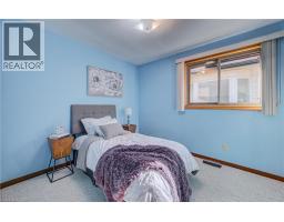 119 MARTINGLEN Crescent - 19