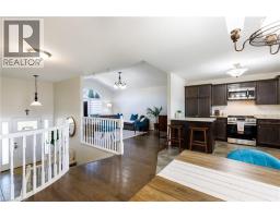 10 REDBUD Crescent - 10