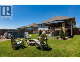 10 REDBUD Crescent - 36