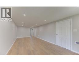 51 COACH HILL Drive - 32