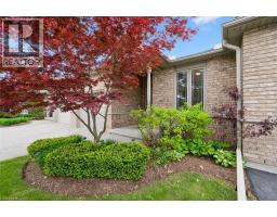 20 ISHERWOOD Avenue UnitNo. 128 - 3