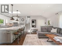 600 DEBORAH Crescent - 6