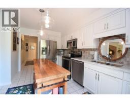27 HARNESWORTH Crescent - 12