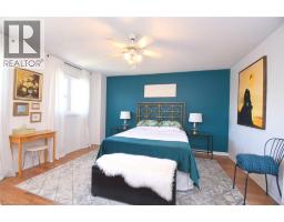 27 HARNESWORTH Crescent - 18