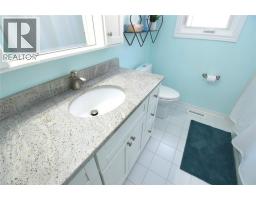 27 HARNESWORTH Crescent - 27