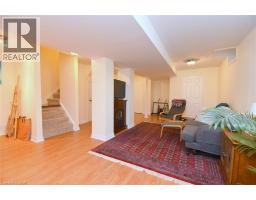 27 HARNESWORTH Crescent - 31