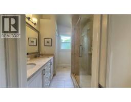 251 KENSINGTON Boulevard - 15