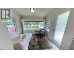 251 KENSINGTON Boulevard - 6